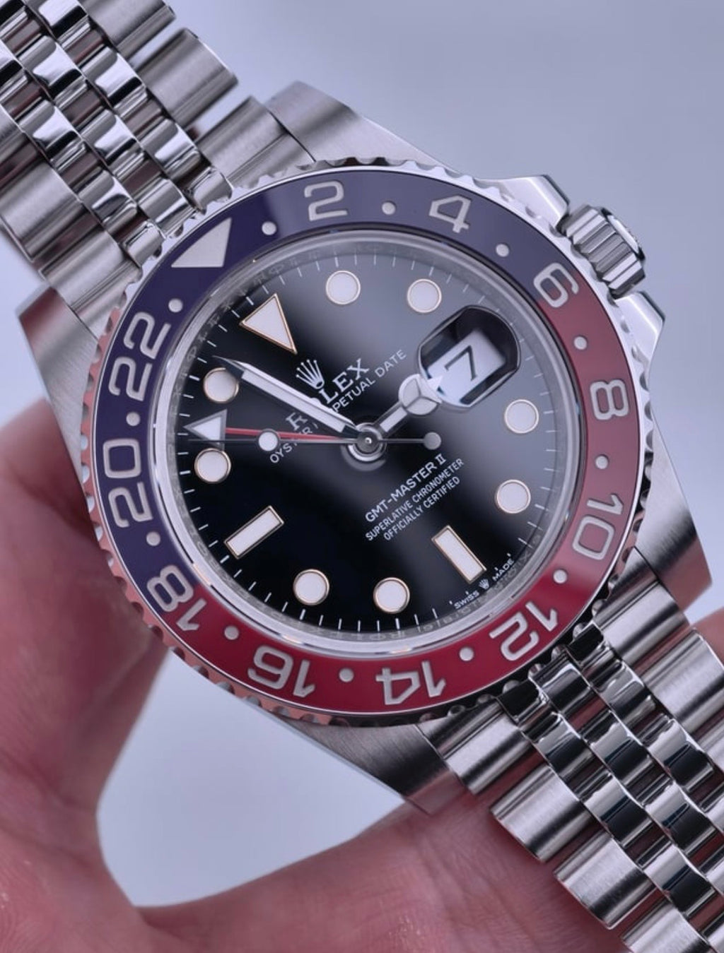 Rolex GMT-Master II “Pepsi” 40mm – Ref: 126710blro-0001 – Black Dial, Red & Blue