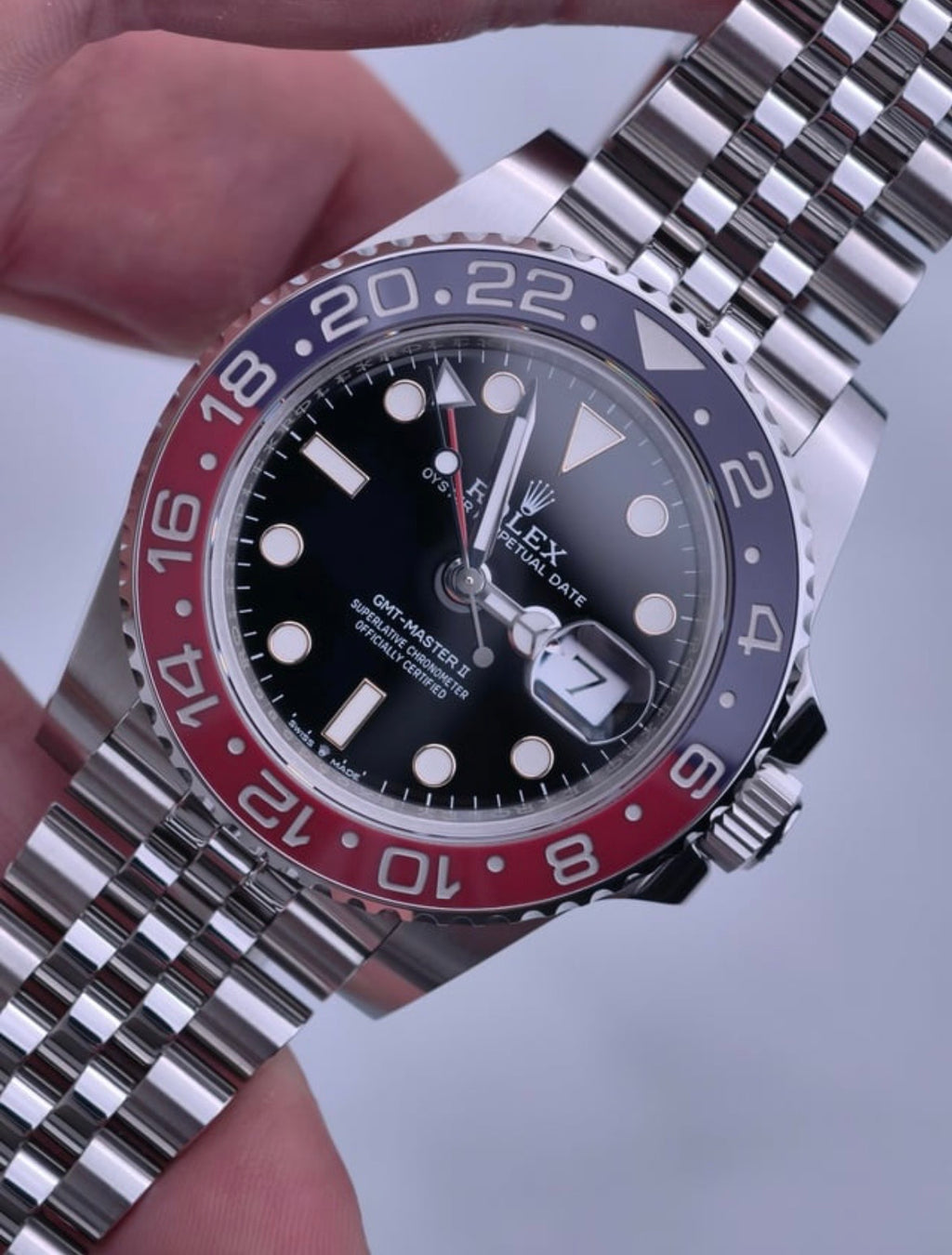 Rolex GMT-Master II “Pepsi” 40mm – Ref: 126710blro-0001 – Black Dial, Red & Blue